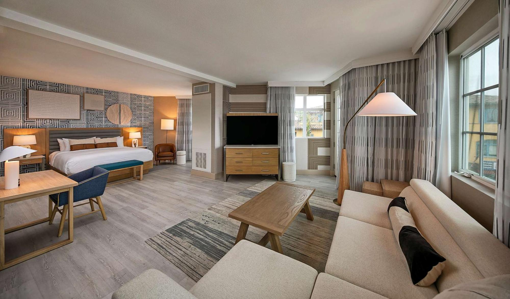 Inn At The Pier Pismo Beach, Curio Collection By Hilton Екстериор снимка